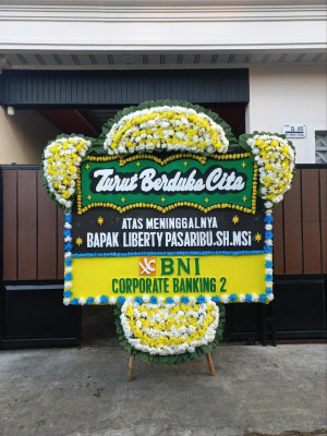 Papan Bunga Duka di Parhorasan Nauli