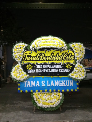 Papan Bunga Duka di Parhorasan Nauli